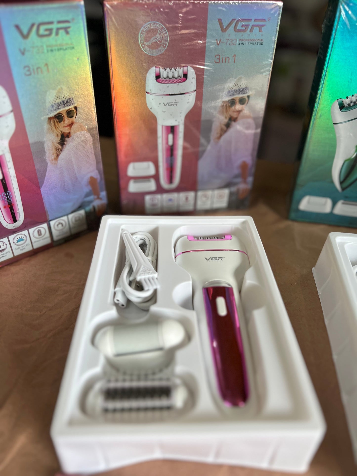 Orginal VGR 3 in 1 Epilator. Shaver trimmer Model .V731 & V732