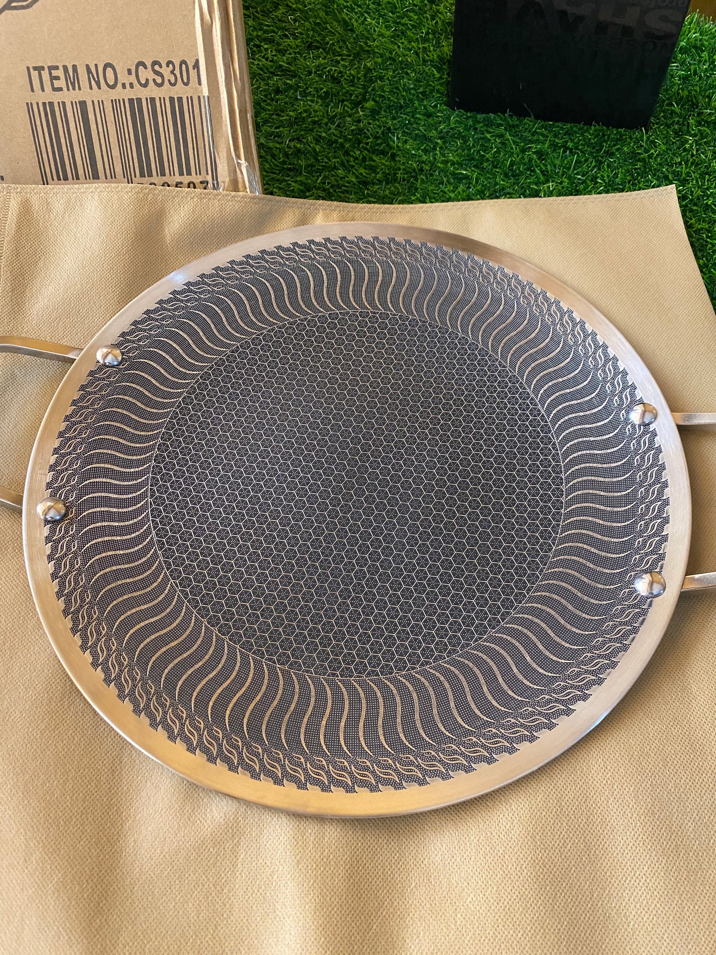 Germany Lot HoneyComb Laser Tawa