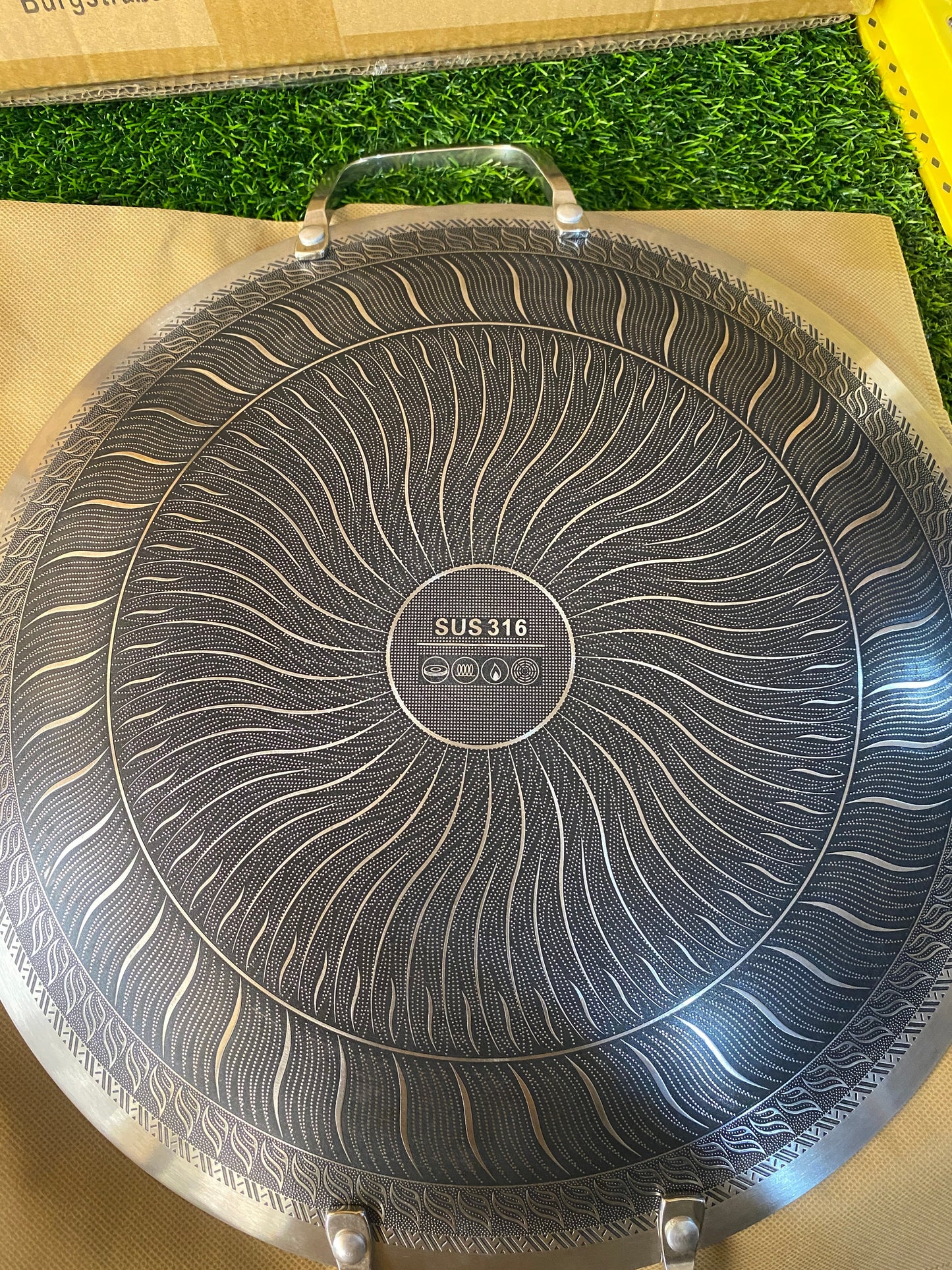 Germany Lot HoneyComb Laser Tawa