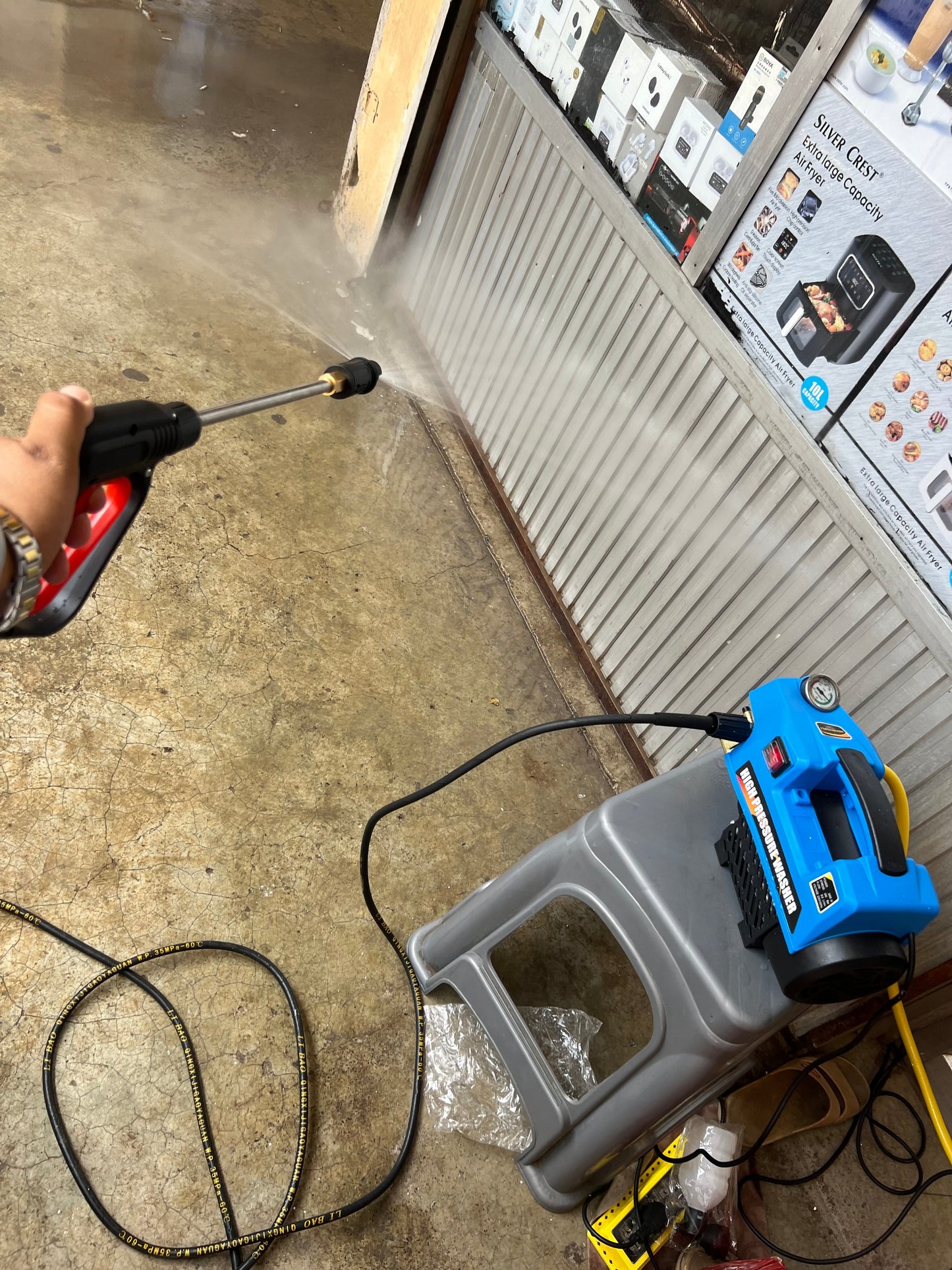 Lott imported electric car washer Solar washer car cportable washer